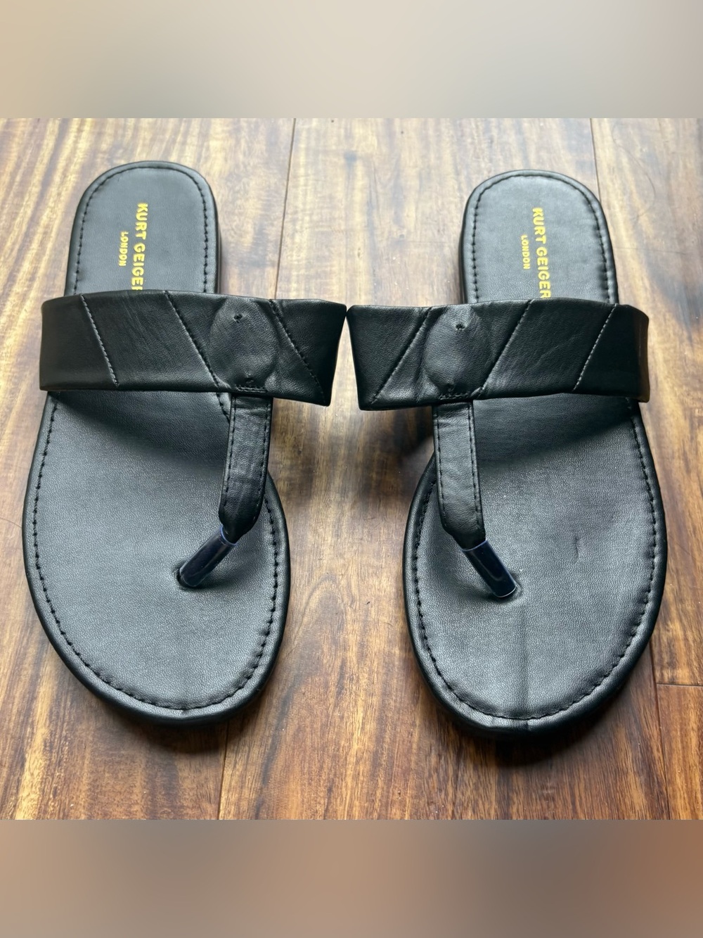 New Black Leather toe-ring slide sandals,
Kurt Geiger London size 40/9.5